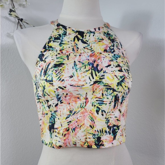 PARKER MULTI-COLORED FLORAL CROPPED HALTER TOP Size SMALL - Picture 2 of 12